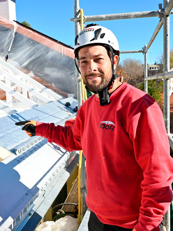 Cubiertas y tejados ROOFS Madrid Cristian Gerente