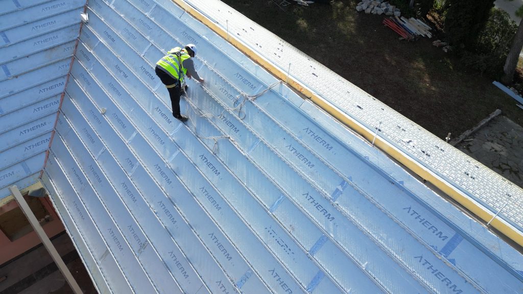 Sistemas Borjatherm 1 Sistema de aislamiento de tejados de alta eficiencia energética