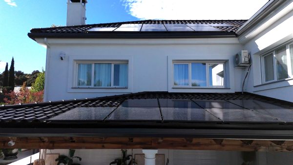 Sistemas integrales de cubiertas con Tejas Solares