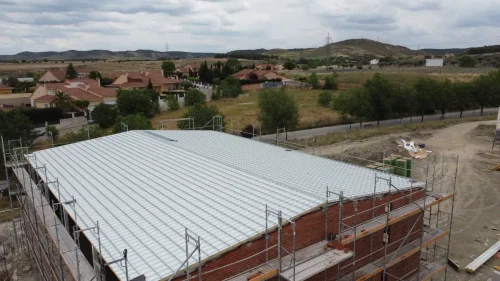 Panel-sanddwich-y-teja-plana-Inova-La-Escandella-Loeches 004